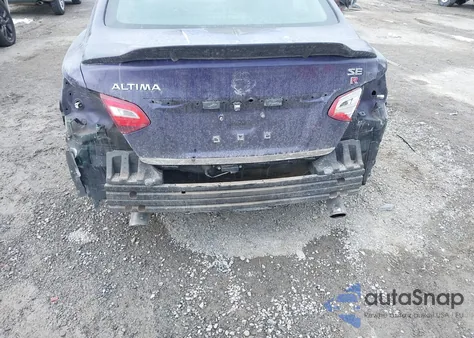 2017 Nissan Altima 2.5 S z USA, uszkodzony, nr VIN 1N4AL3AP7HC147781